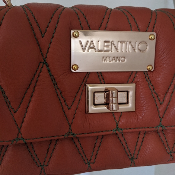 Valentino by Mario Valentino Crossbody. - Picture 3 of 16